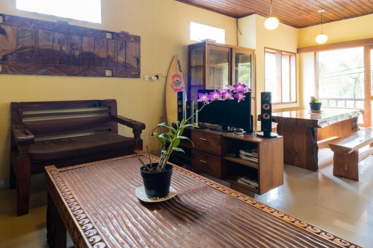 The Point Surfcamp Bali Hotel Pulukan Bagian luar foto